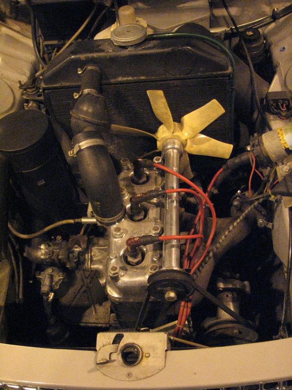 Δίχρονος τρικύλινδρος κινητήρας wartburg.JPG