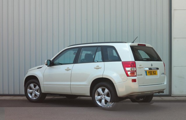 new-rear-for-the-suzuki-grand-vitara-22447-image3.jpg