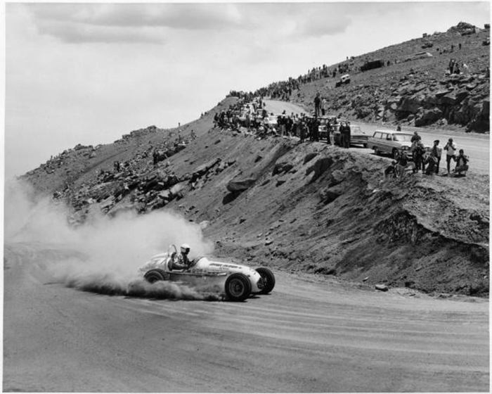 PikesPeakHillClimb1958.jpg