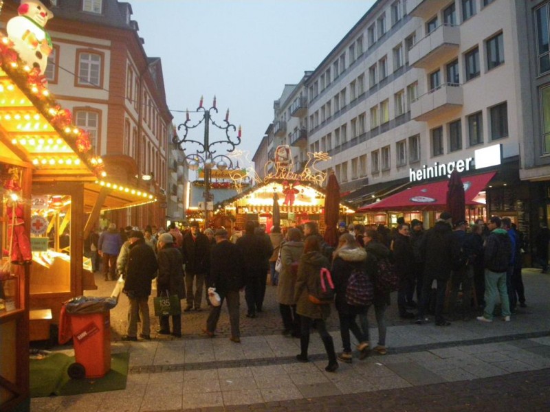 f02_1024x768.jpg