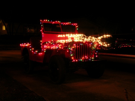 13639Christmas_Jeep.JPG