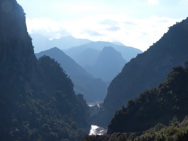 PC062697.jpg