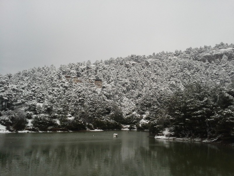 λίμνη5.jpg