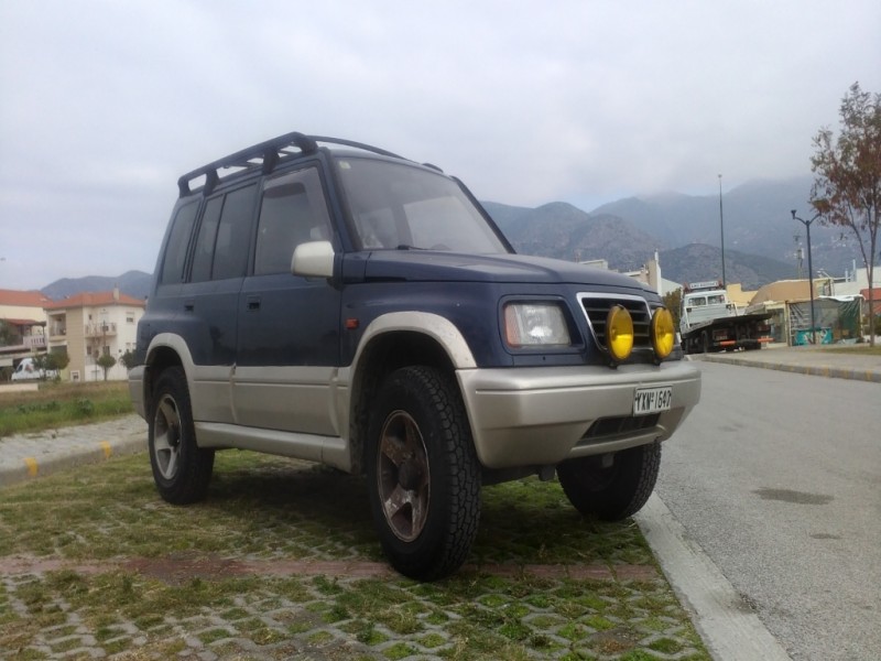 vitara v6 right side.jpg