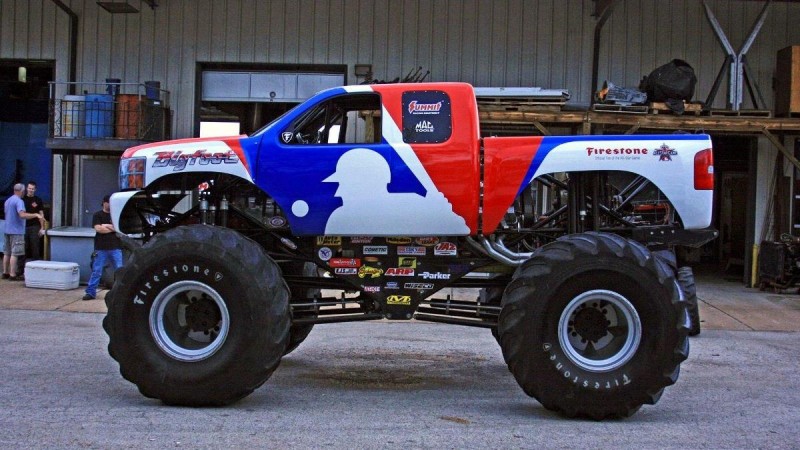 2010-205662-mlb-bigfoot-monster-truck-as-chevrolet-08-07-20101.jpg