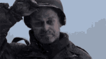 salute.gif