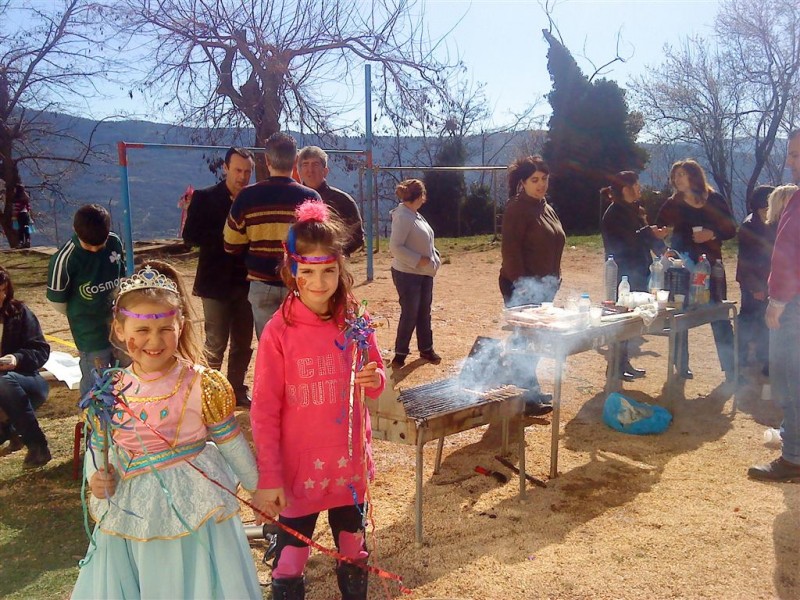 Τσικνοπέμπτη 2010 015 (Large).jpg