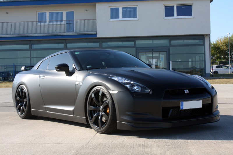 All-new-Nissan-GTR (800 x 533).jpg