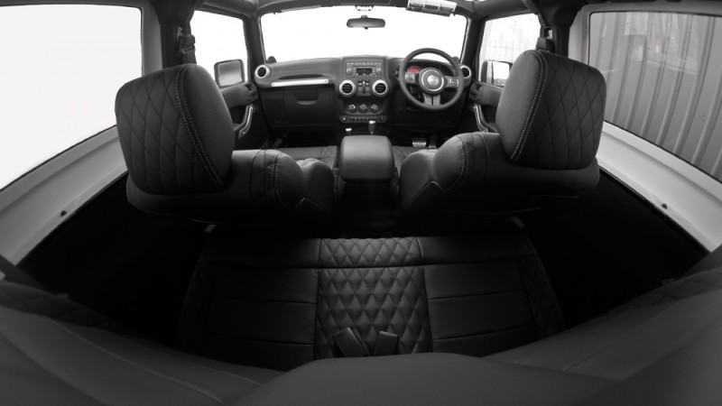 jeep-wrangler-sahara-3-6-chelsea-truck-company-cj400-by-a-kahn-design-8.jpg