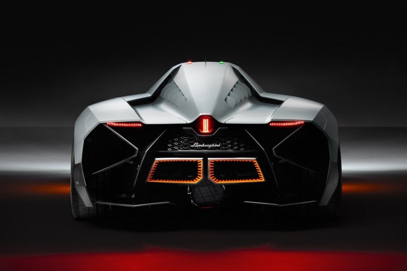 Lambo 3.jpg