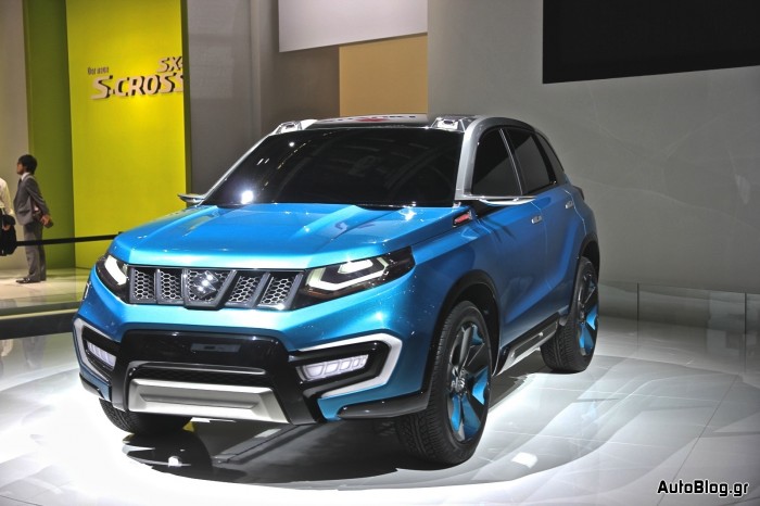 Suzuki-iV-4-Concept-Live-in-Frankfurt-Motor-Show-2013-8-700x466.jpg