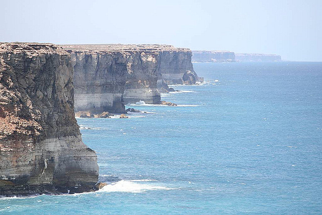BUNDA_CLIFFS_2.jpg