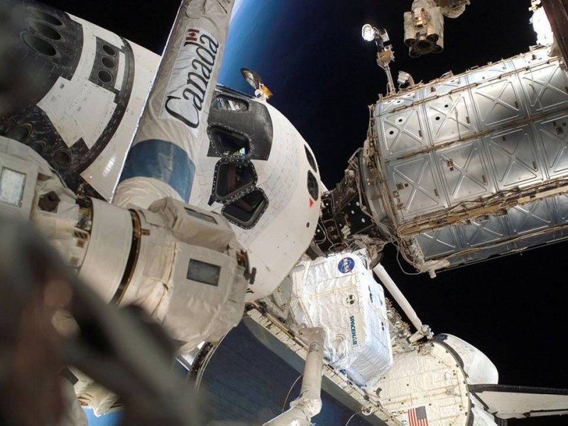 space shuttle 27.jpg